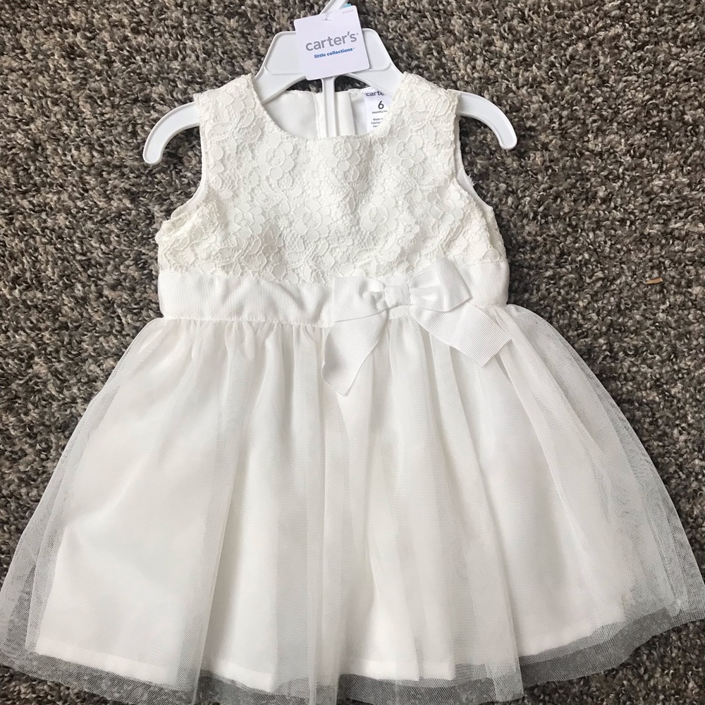 Carters white babygirl dress, 6 months 🛑 SOLD 🛑